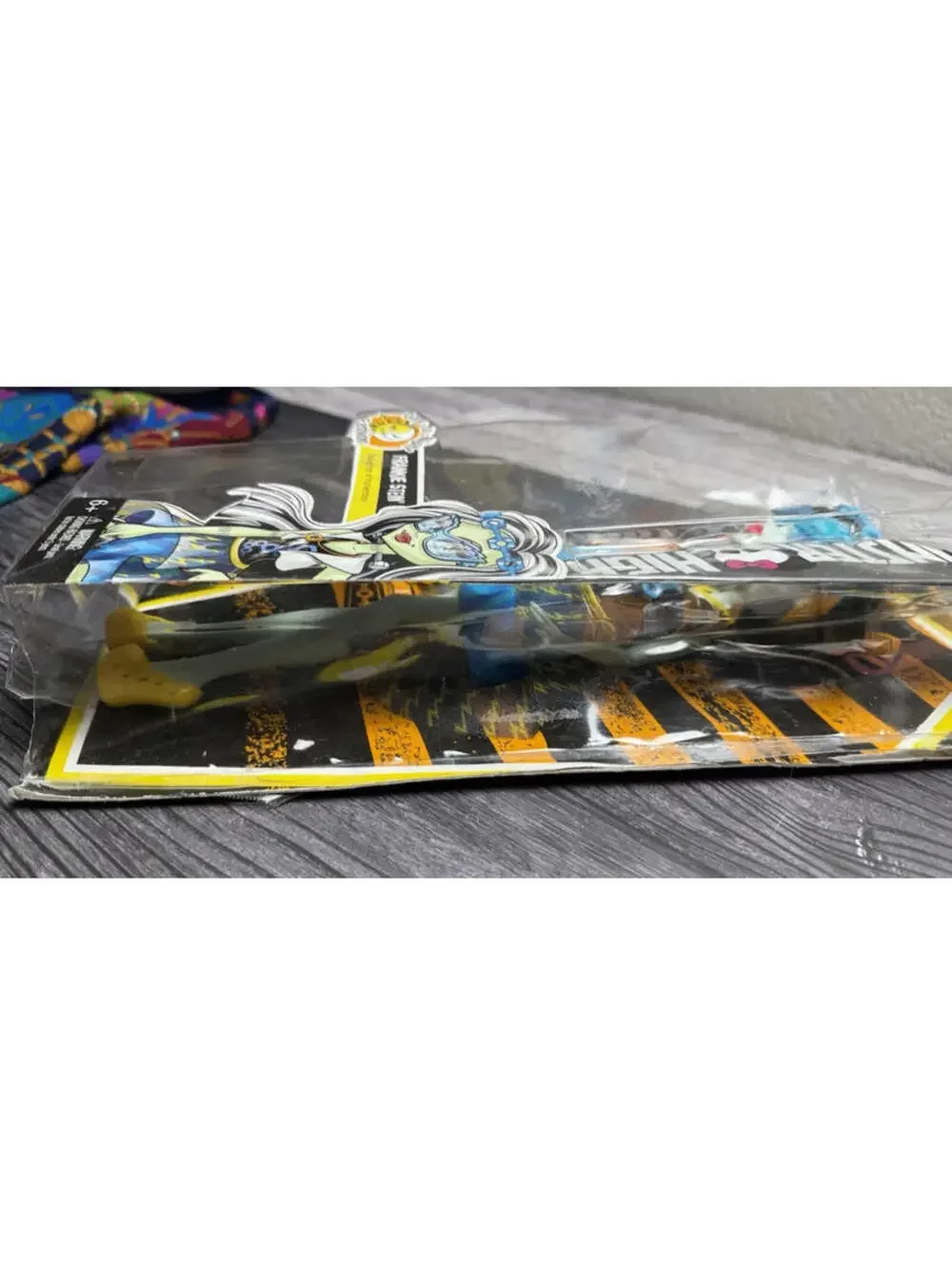 Monster High Day-To-Night Fashion Frankie Stein Doll Mattel DRL76 NIB Damaged‎